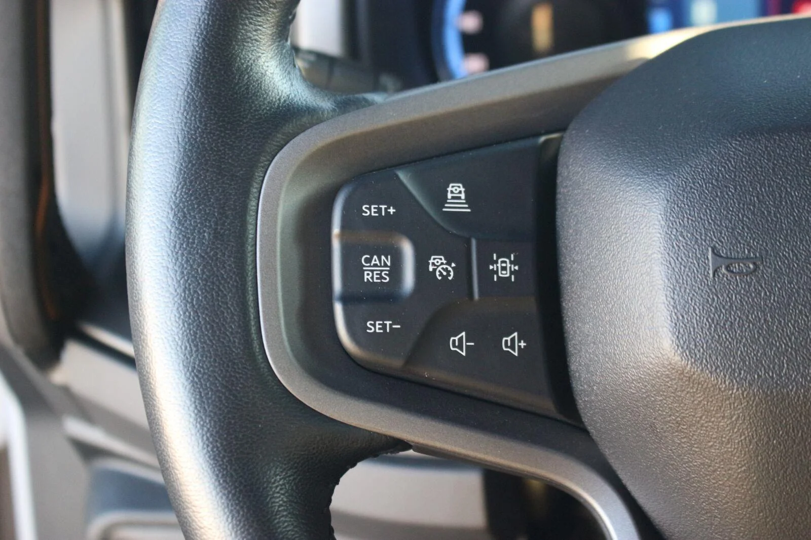 Used 2024 Oxford White Ford Badlands image 19