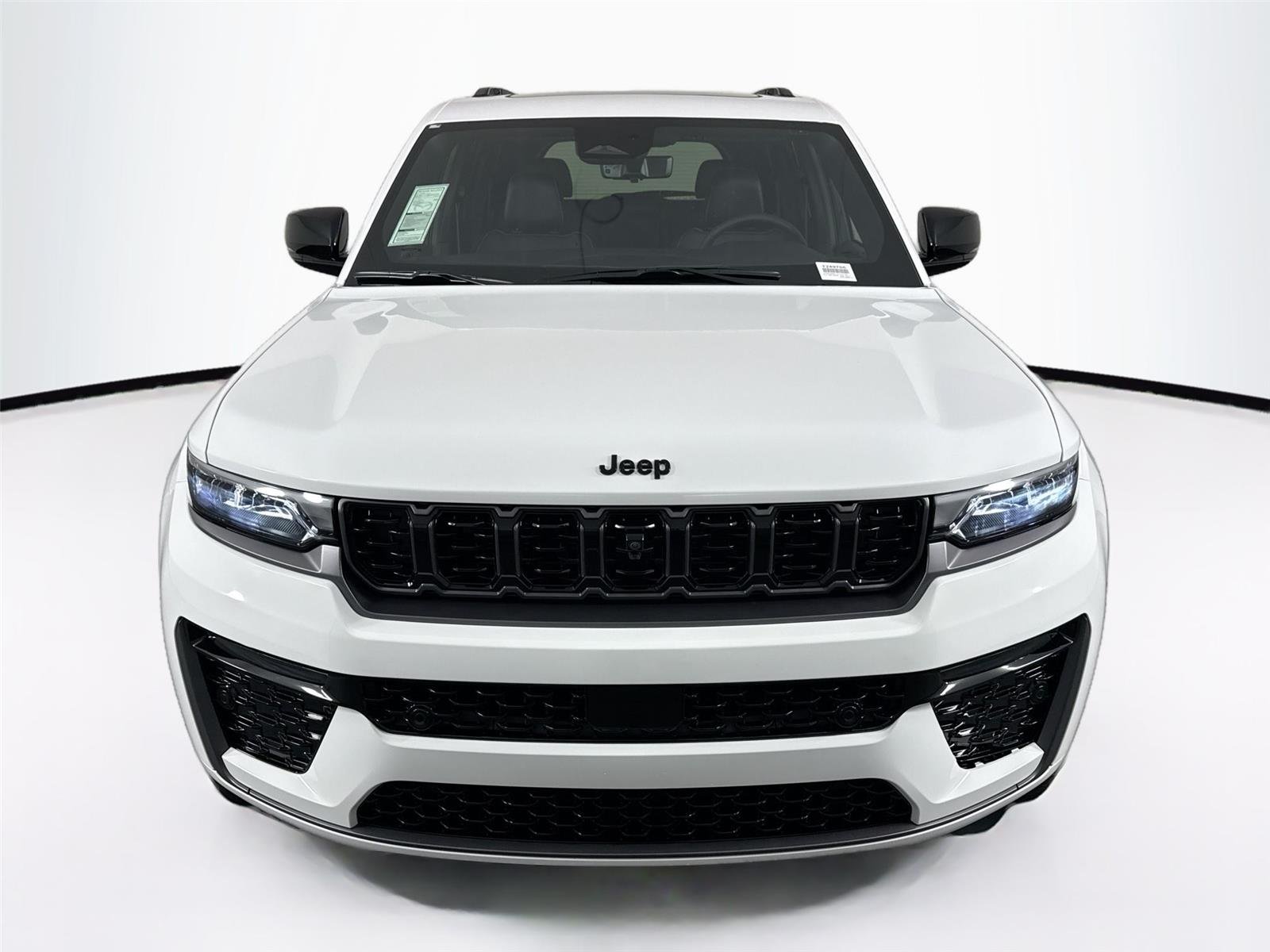 Used 2026 Bright White Clearcoat Jeep Limited Reserve image 9
