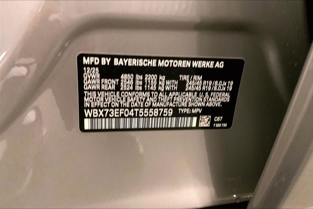 Used 2026 Silver Metallic BMW xDrive28i image 10