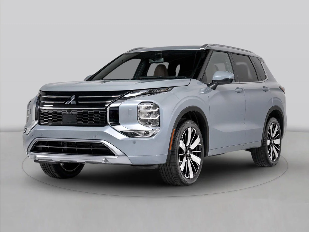 2025 Mitsubishi Outlander SE S-AWC's photo