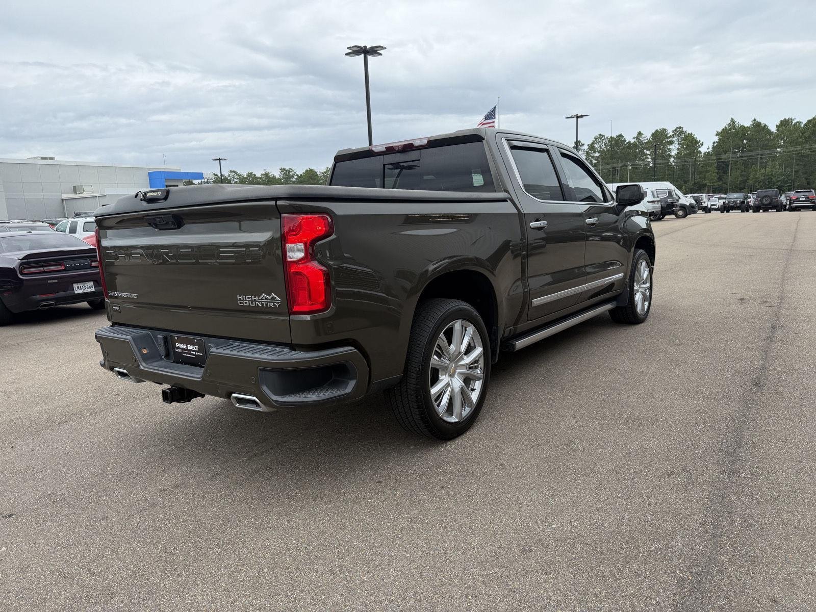 2023 Chevrolet Silverado 1500 High Country - Photo 6