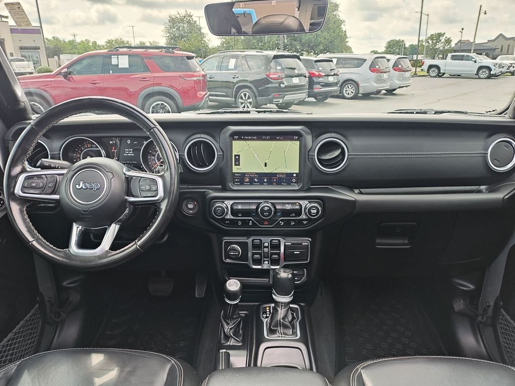Used 2021 Silver Jeep Unlimited Sahara image 15