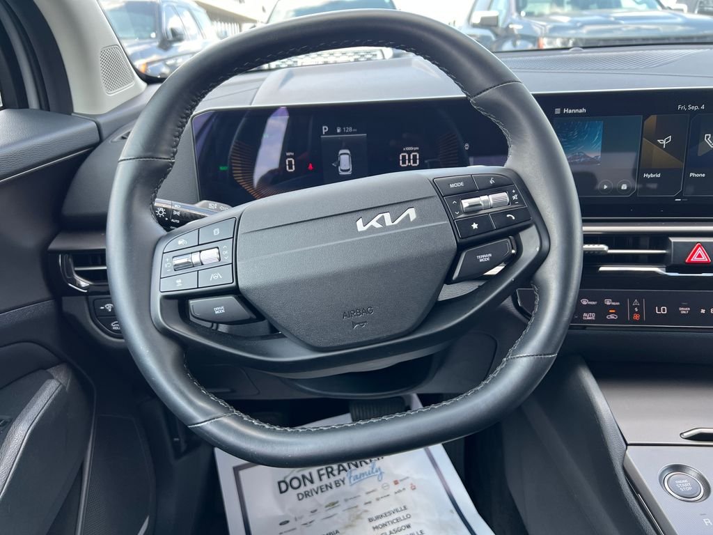 Used 2026 Gray Kia EX image 17