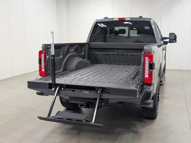 New 2026 Carbonized Gray Metallic Ford F-250® Lariat® image 64