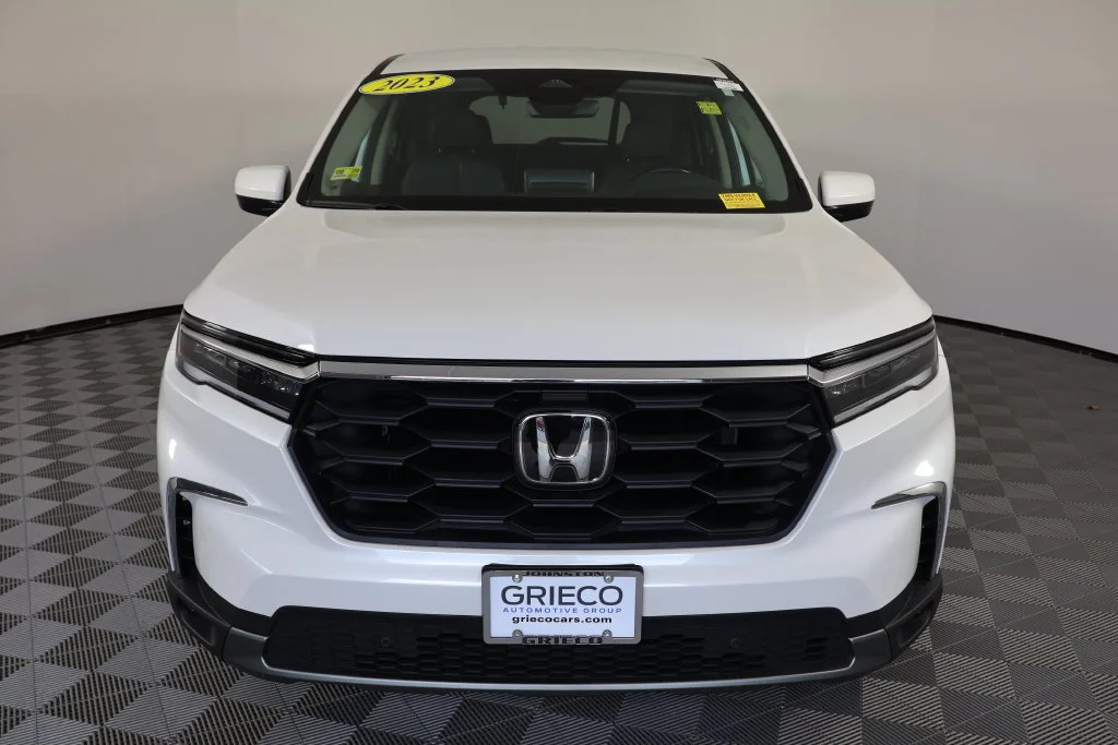 Used 2023 Platinum White Pearl Honda EX-L image 3