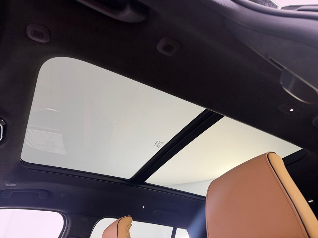 Used 2022 Black Jeep Summit Reserve image 20