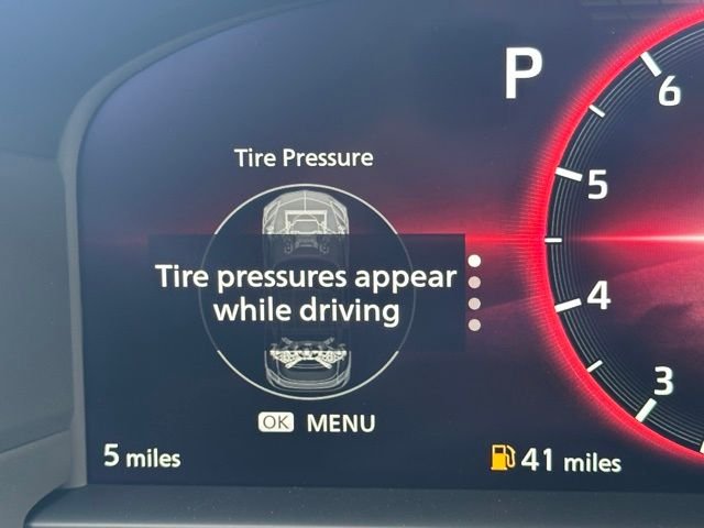 2025 Nissan Z NISMO - Photo 13