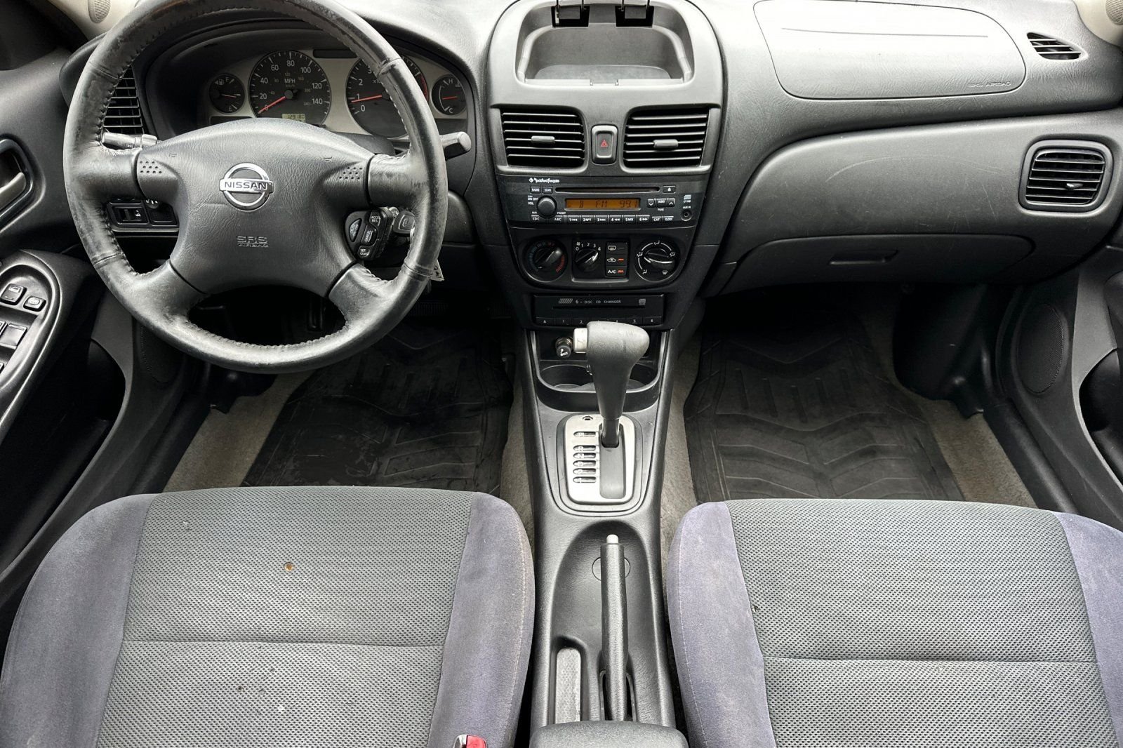 Used 2006 Yellow Nissan SE-R image 14