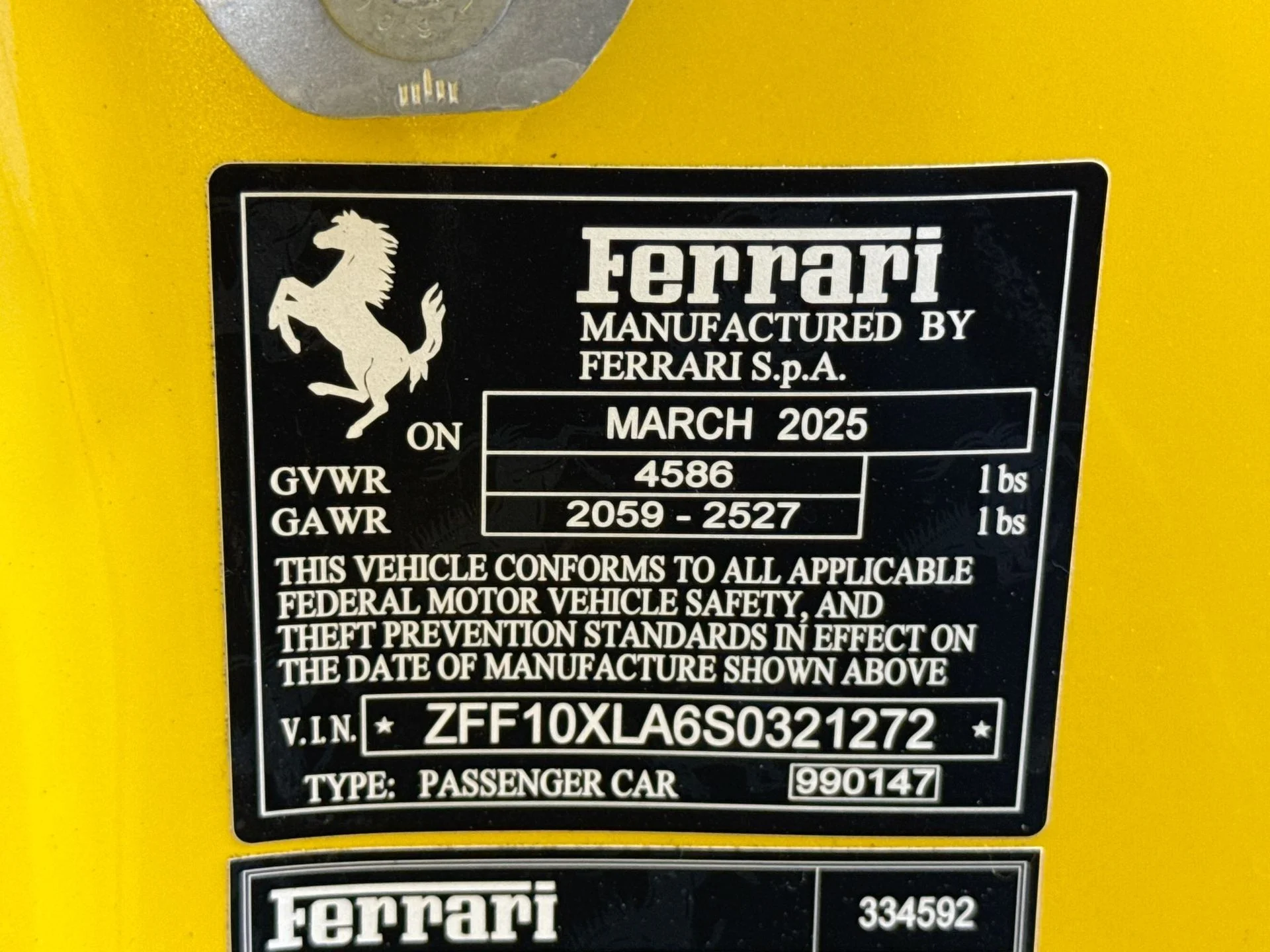 Certified Used 2025 Giallo Triplo Strato Ferrari Base image 28
