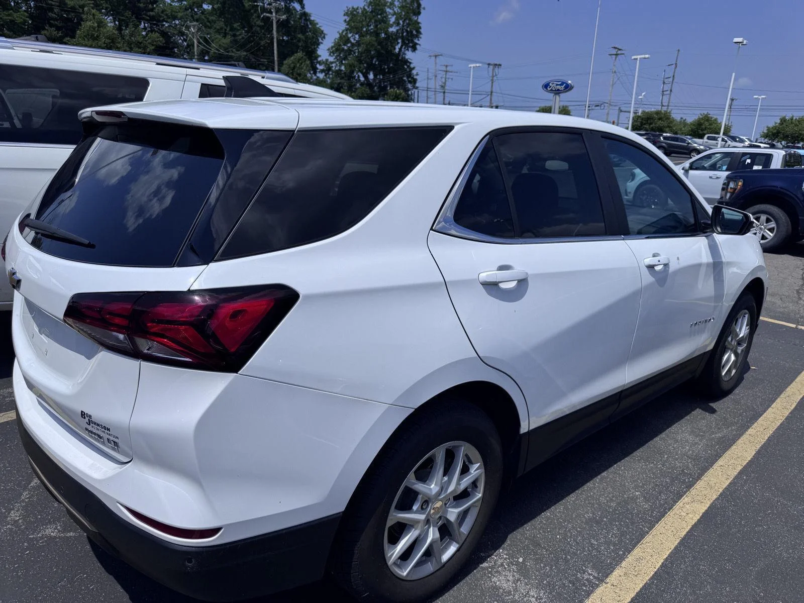 Used 2023 Summit White Chevrolet LT image 4