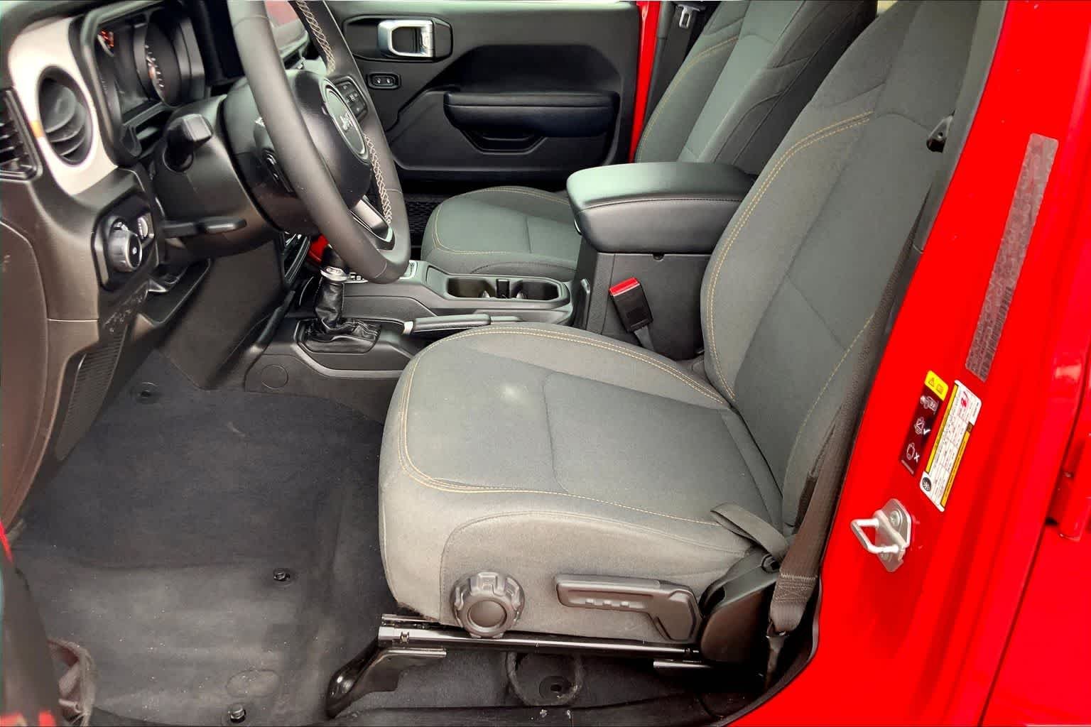 Used 2025 Firecracker Red Clearcoat Jeep Sport S image 8