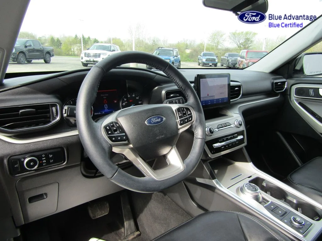 Certified Used 2023 Star White Ford XLT image 11