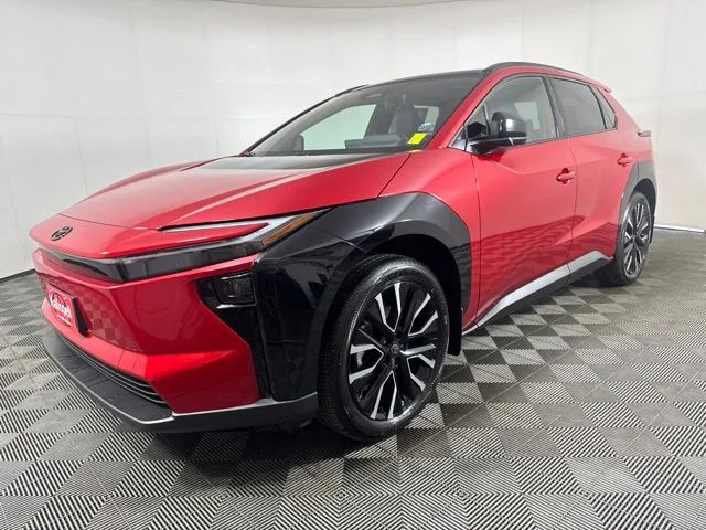 New 2026 Supersonic Red <sup>1</sup> Toyota  Limited image 8