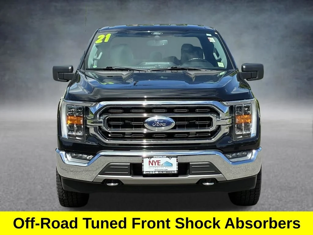 Used 2021 Black Ford XLT image 9