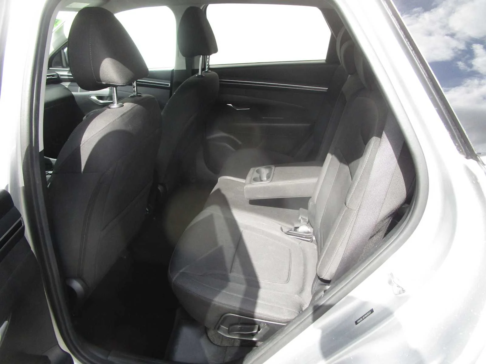 Used 2022 Shimmering Silver Hyundai SEL image 8