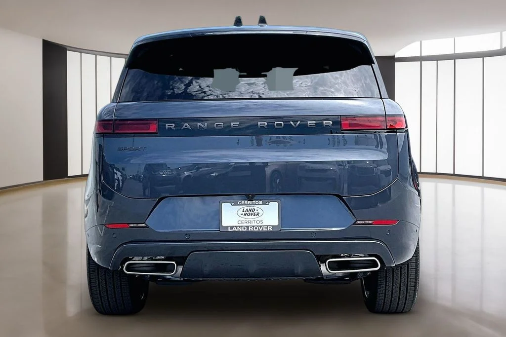 New 2026 Blue Land Rover Dynamic SE image 4