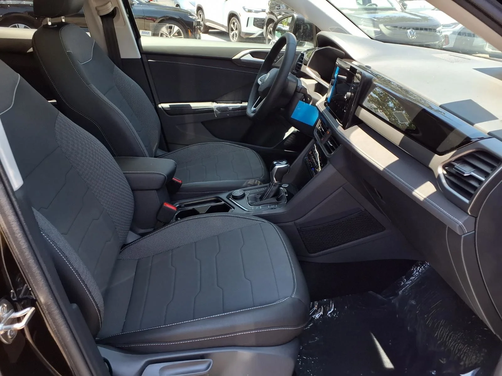 New 2026 Deep Black Pearl Volkswagen 1.5T SE Black image 24