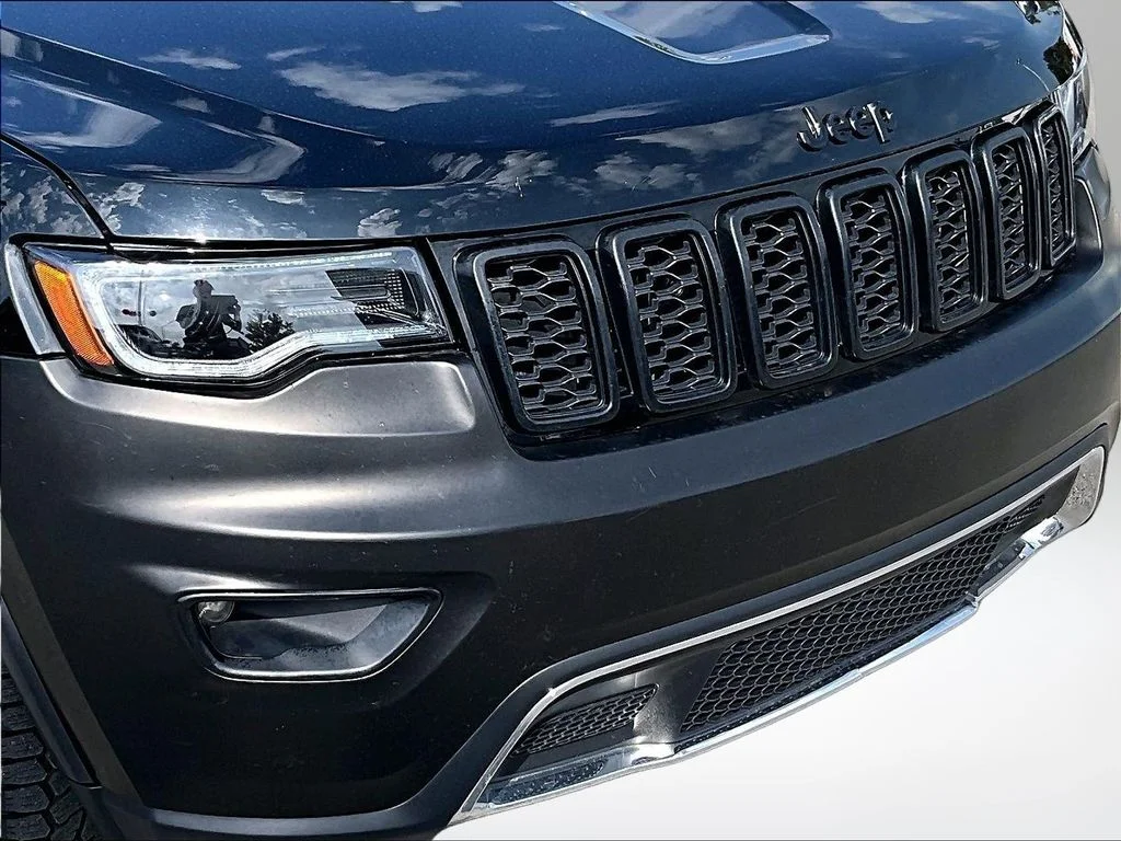 Used 2019 Black Jeep Limited image 29