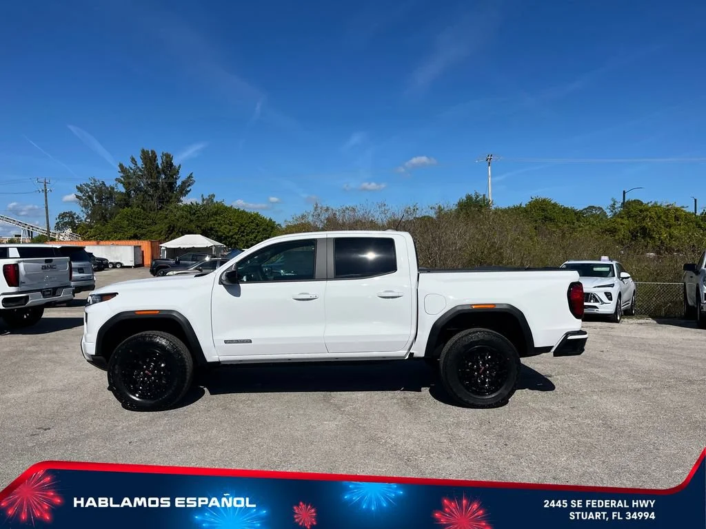 New 2026 Summit White GMC Elevation image 4