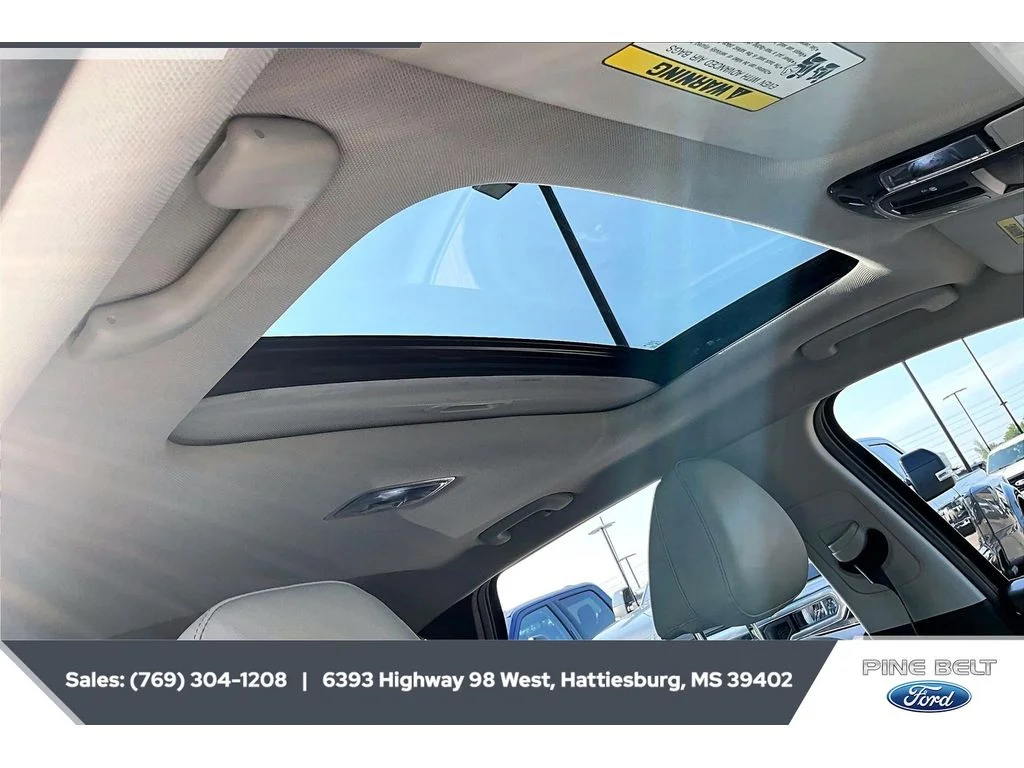 Used 2022 Portofino Gray Hyundai SEL image 16