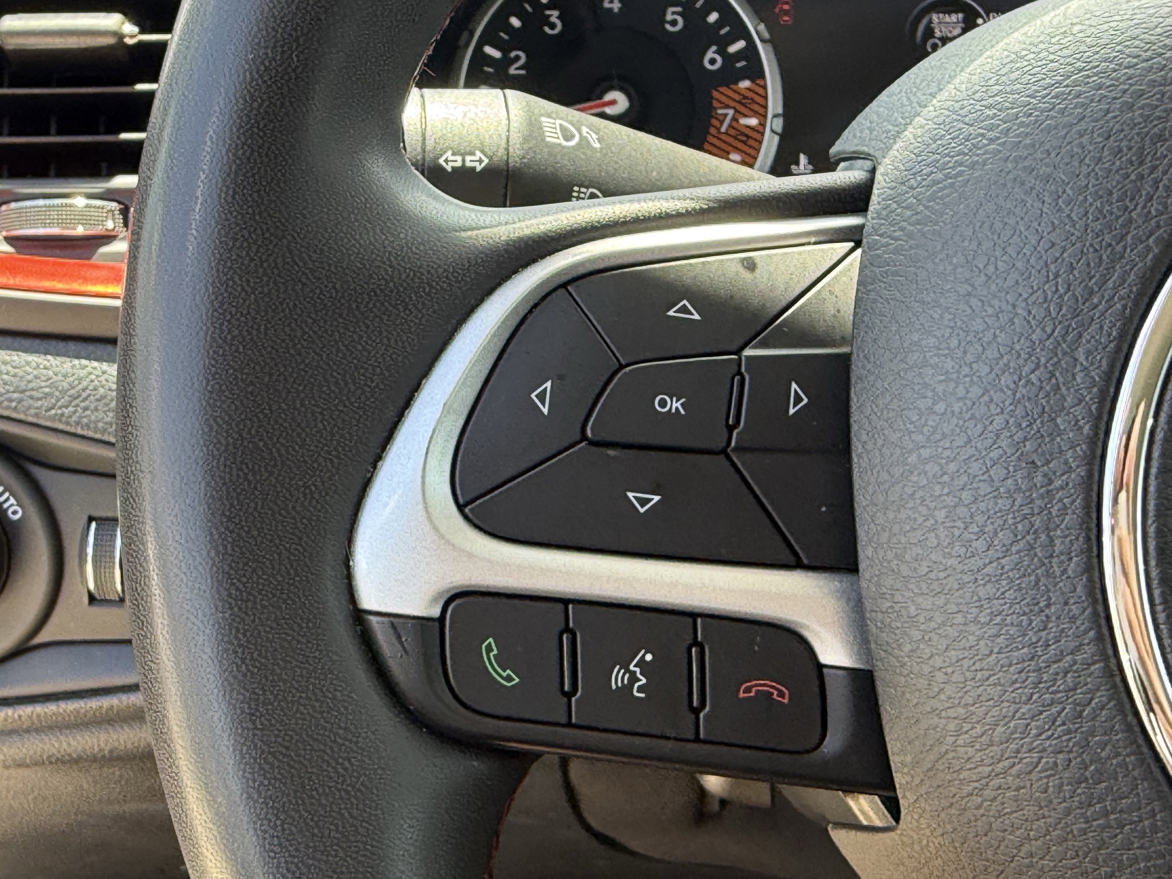 Used 2023 Alpine White Clearcoat Jeep Trailhawk image 16