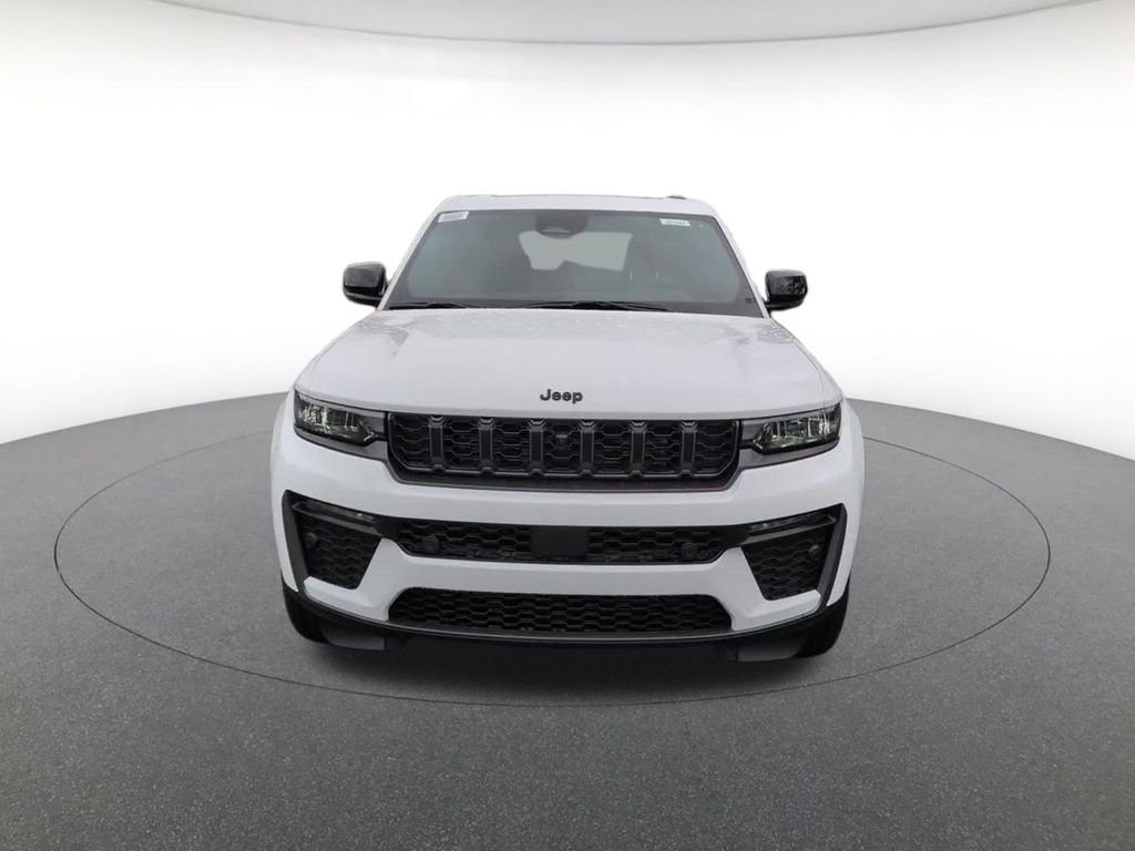 New 2026 Bright White Clear-Coat Exterior Paint Jeep  image 15