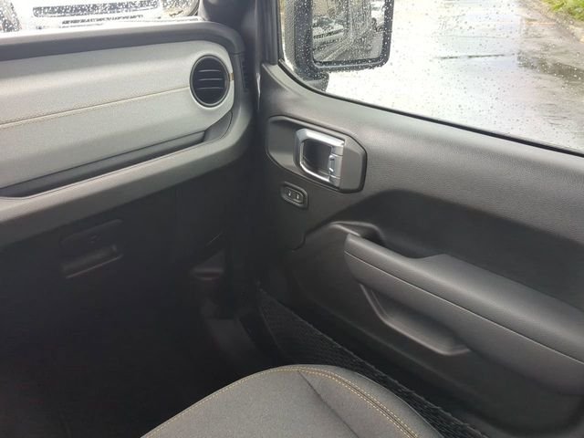 Used 2025 Gray Jeep Sport S 4xe image 18
