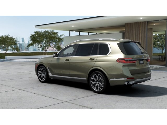 New 2027 Manhattan Green Metallic BMW X7 40i image 2