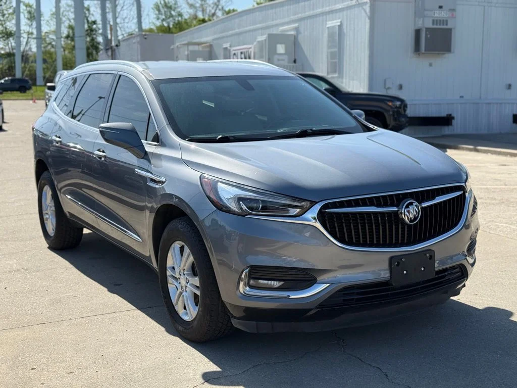 Used 2019 Gray Buick Essence image 4