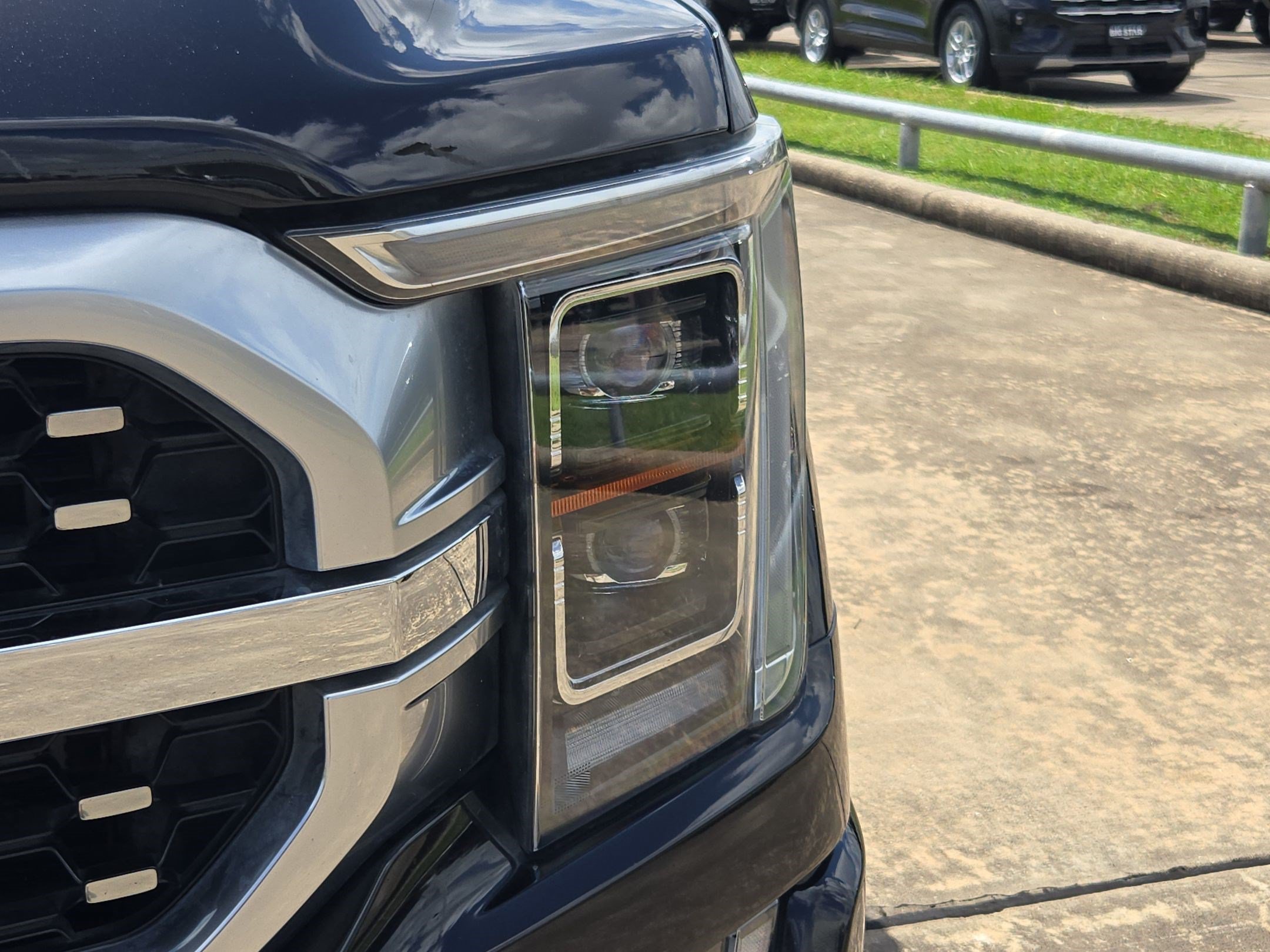 Used 2021 Agate Black Metallic Ford Platinum image 8