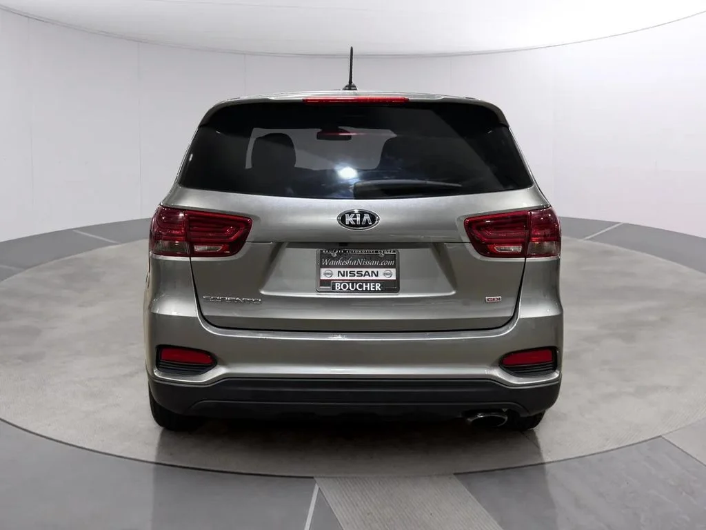 Used 2019 Titanium Silver Kia LX image 4