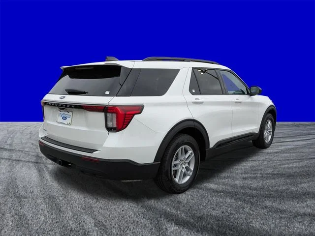New 2026 Star White Metallic Tri-Coat Ford Active image 4