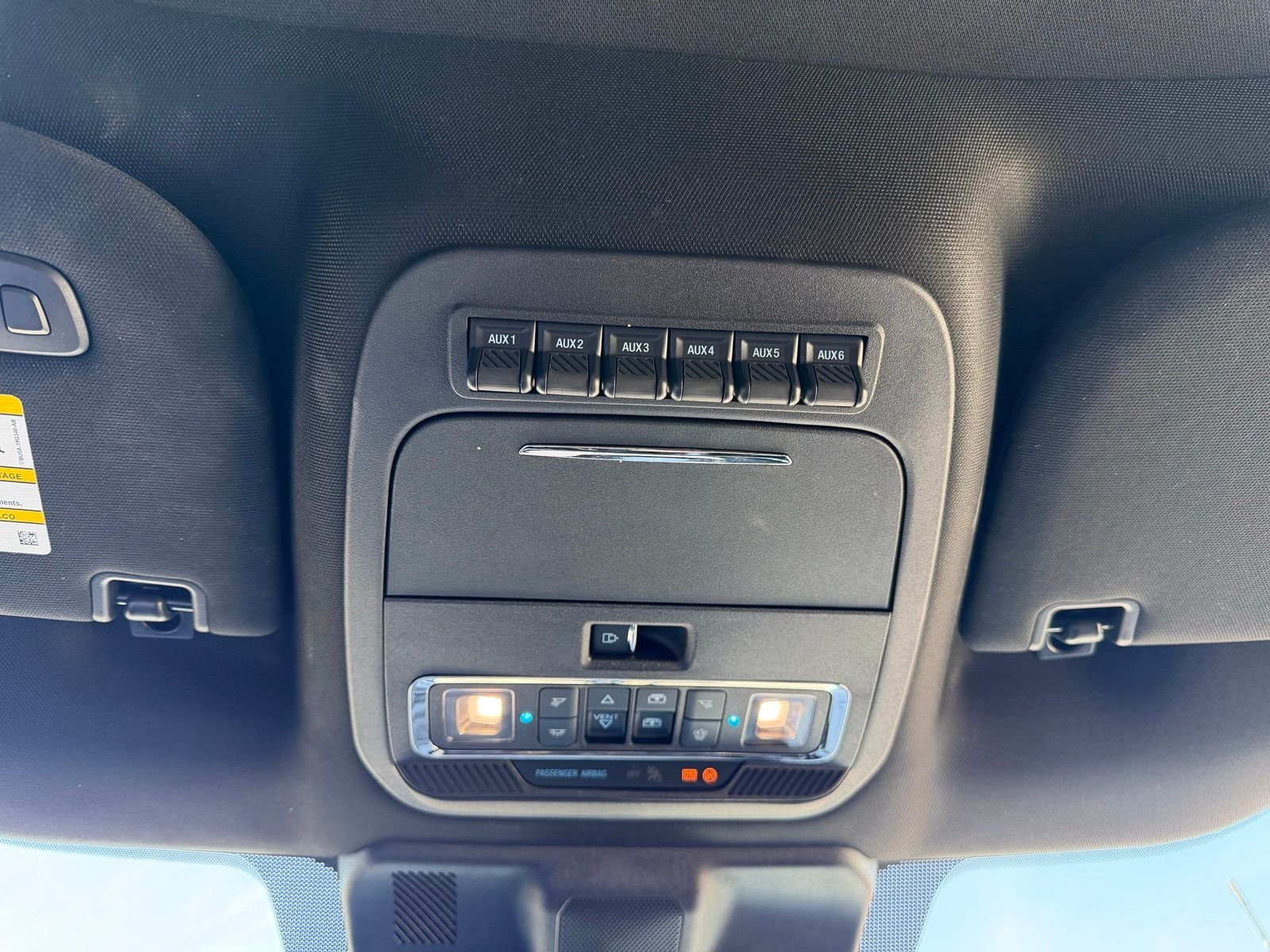2025 Ford F-350 Super Duty Platinum - Photo 25