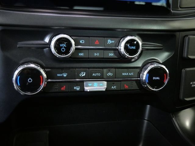 Used 2025  Ford Tremor image 19