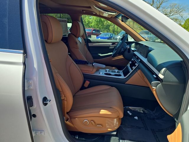 New 2026 White Genesis 2.5T PRESTIGE image 26