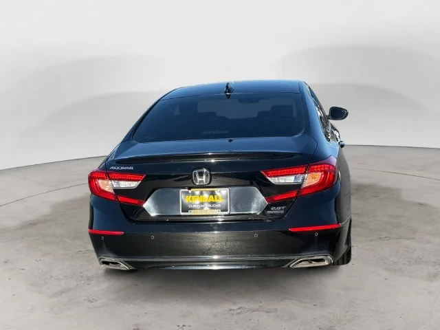 Used 2020 Black Honda Touring 2.0T image 6