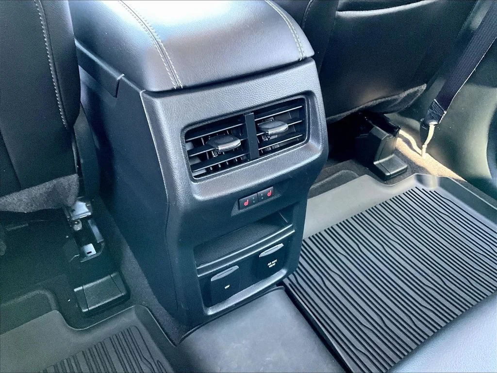 Used 2020 Red Ford Titanium image 10