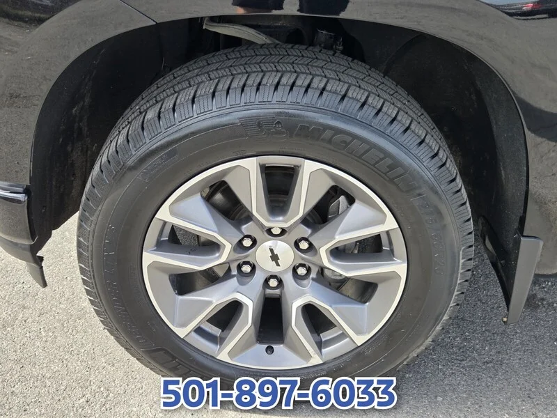 Used 2020 Black CHEVROLET 4WD CREW CAB 147" RST image 16