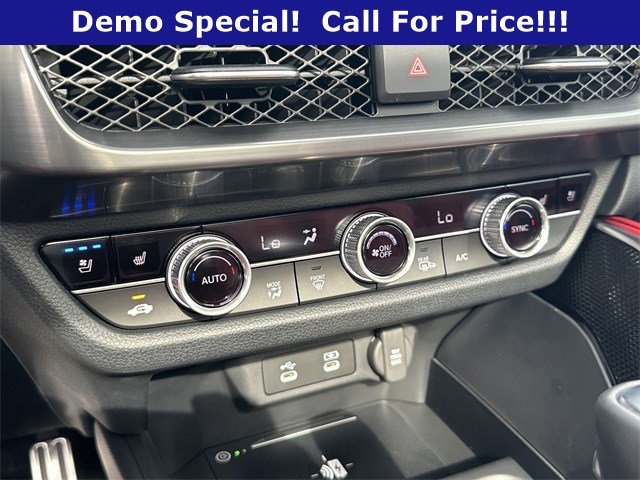 Used 2025 Platinum White Acura w/A-Spec Package image 24