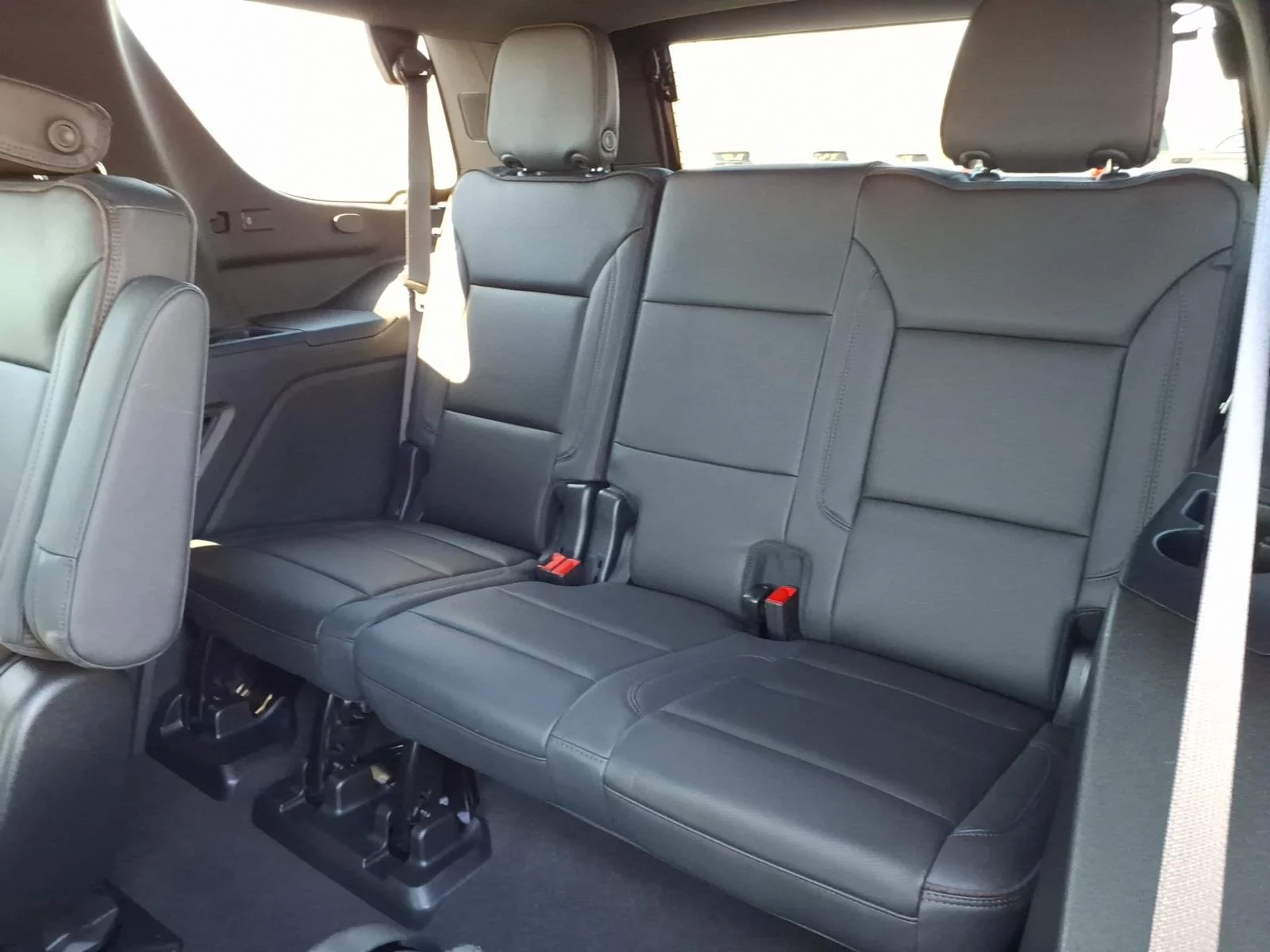 Used 2024 Black Gba Chevrolet High Country image 15