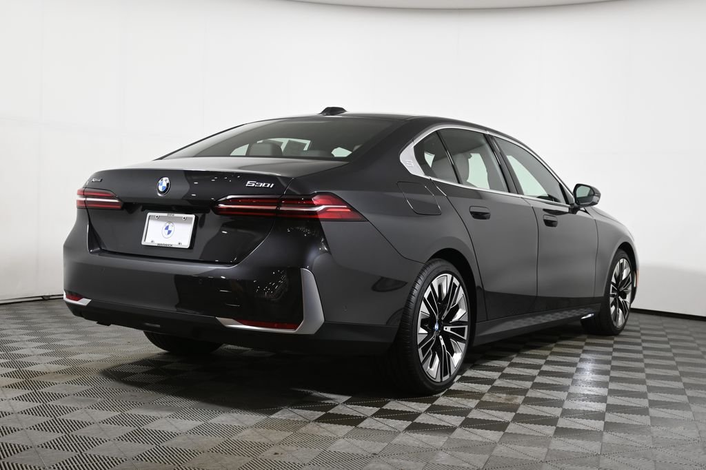 Used 2026 Gray BMW 530i xDrive image 7