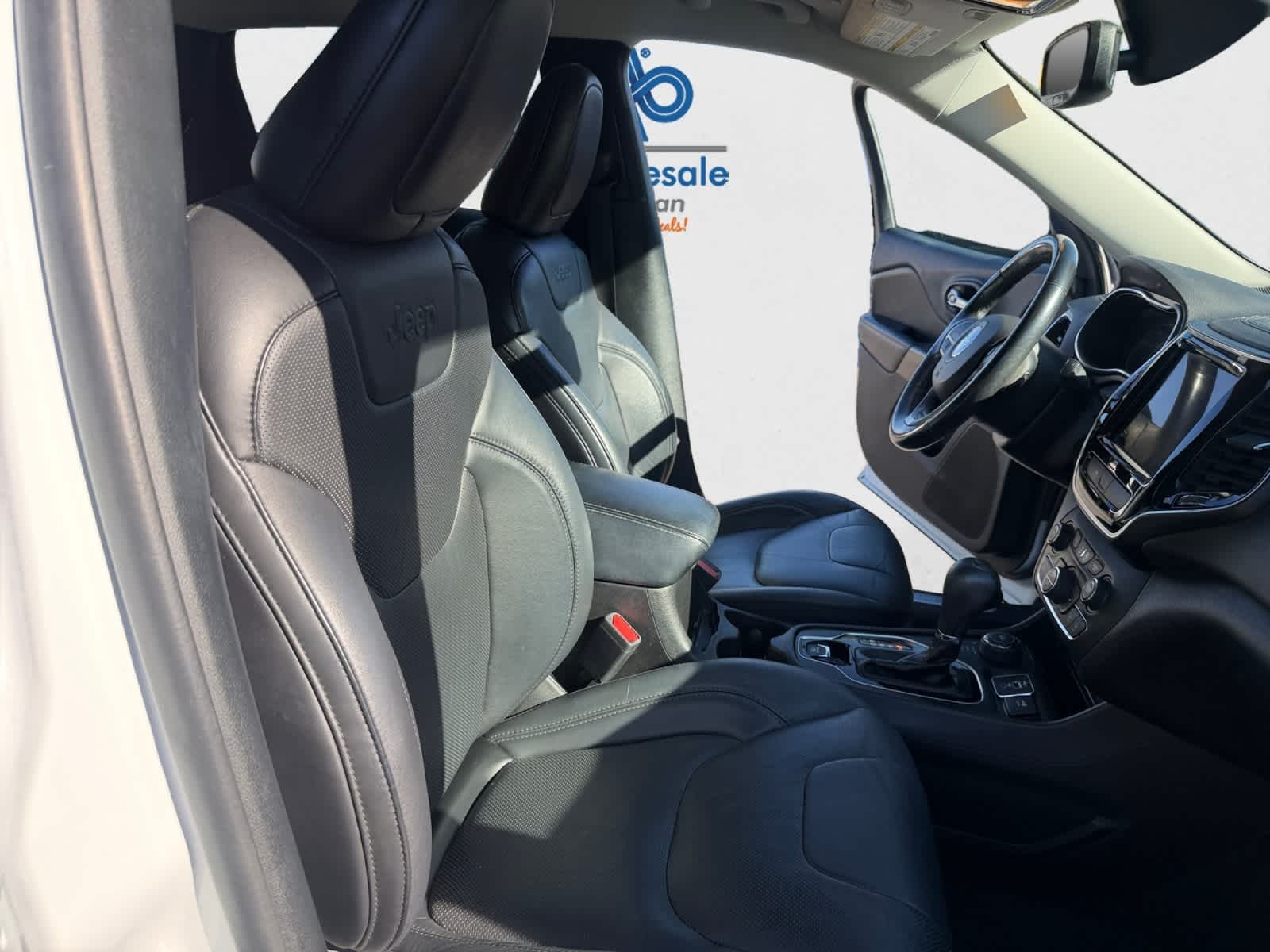 Used 2020 Bright White Clearcoat Jeep Limited image 23