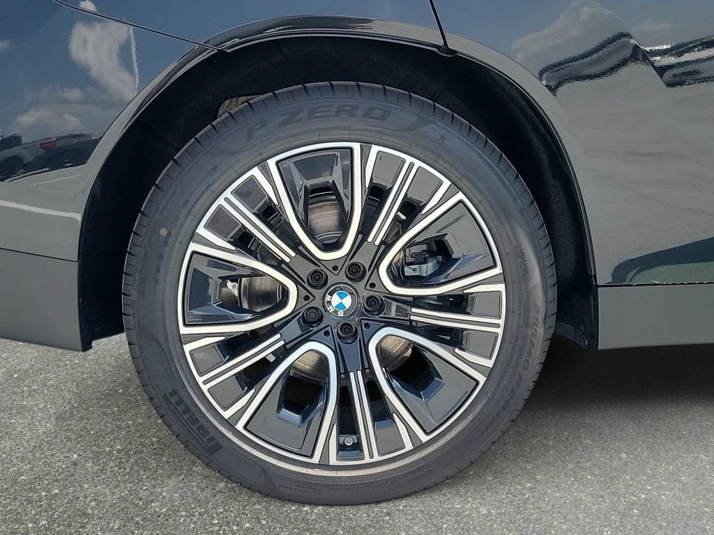 New 2026 Black Sapphire Metallic BMW 30 xDrive image 17