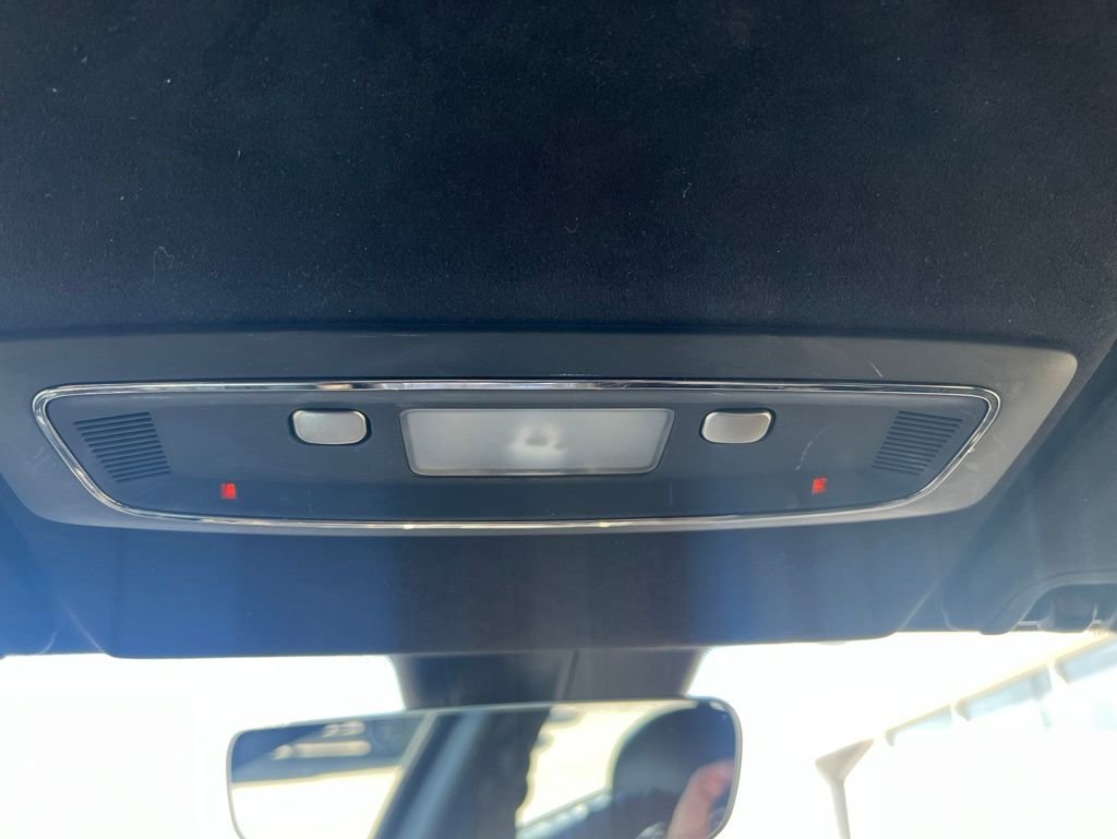 Used 2018 Gray Karma Luxury image 37