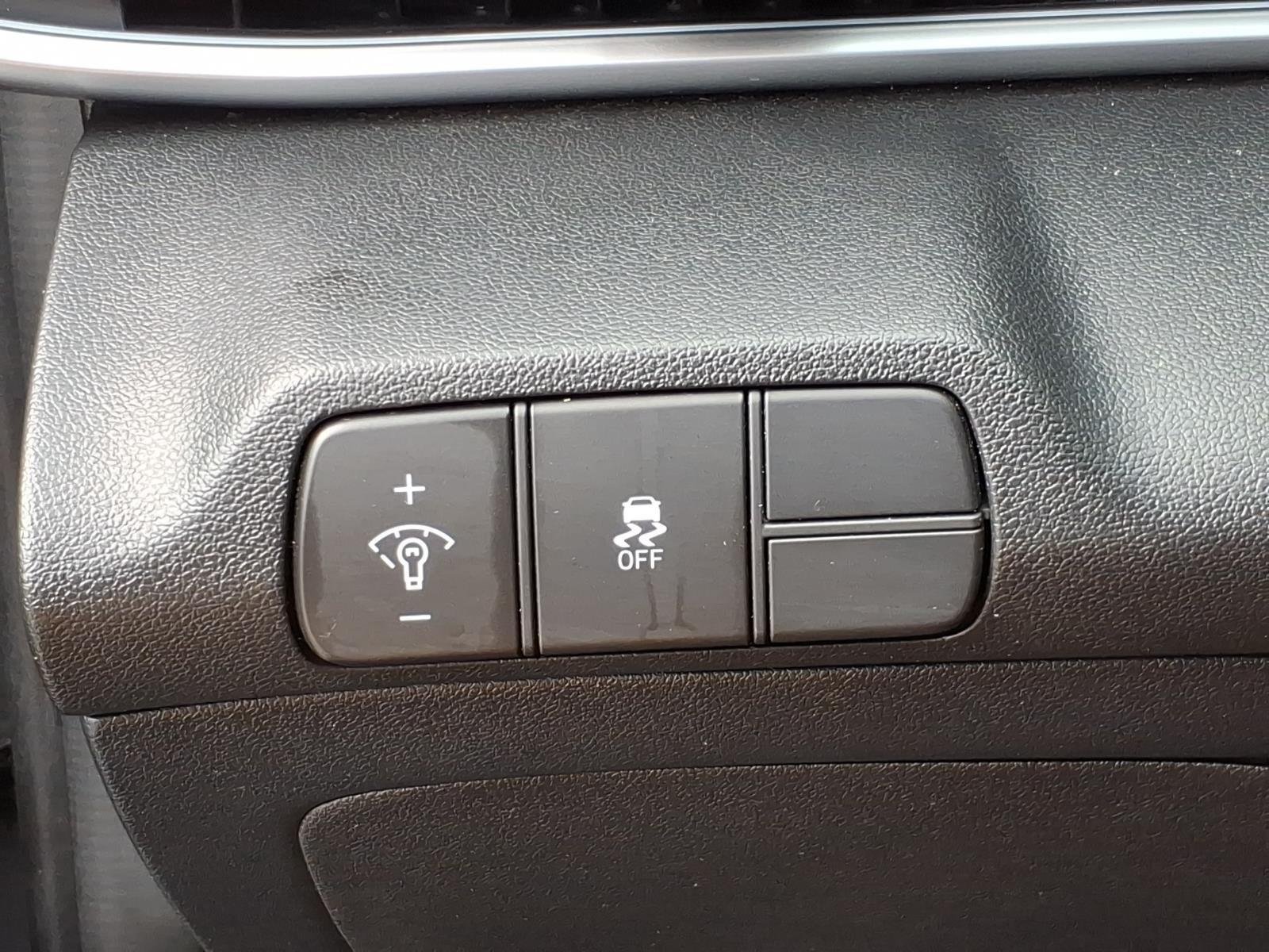 Used 2024 Ecotronic Gray Hyundai SEL image 17