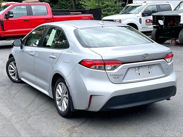 Used 2023 Silver Toyota LE image 6