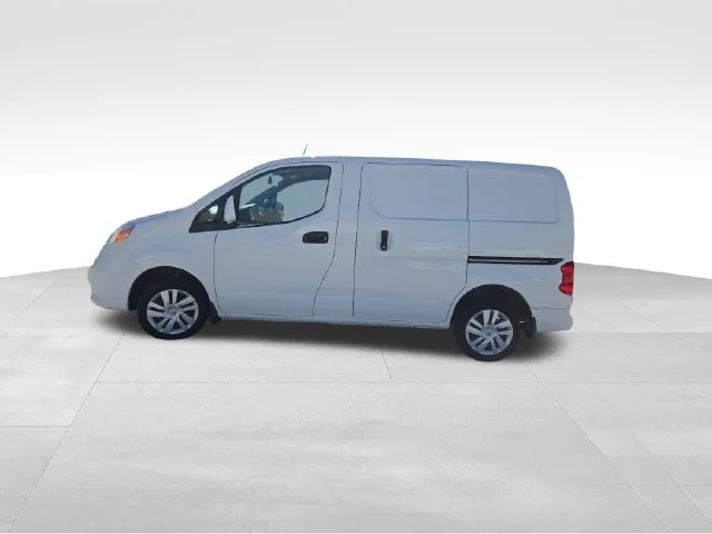 Used 2020 White Nissan SV image 3