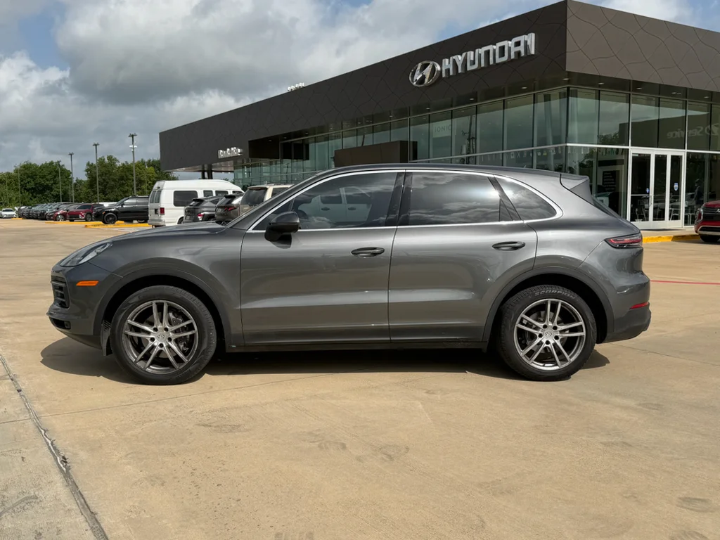 Used 2019 Quartzite Metallic Porsche Base image 2