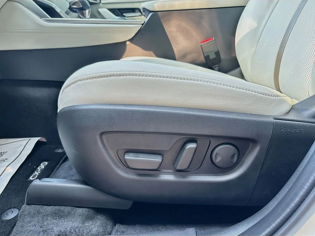 New 2026 Rhodium White Premium Mazda 3.3 Turbo Premium Plus AWD image 20