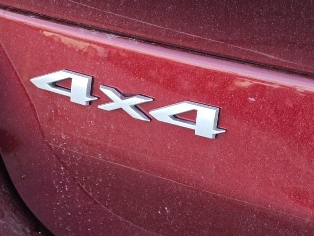New 2026 Velvet Red Pearl-Coat Exterior Paint Jeep Laredo image 23